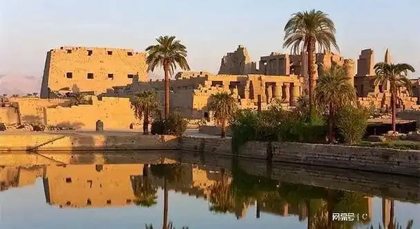 浅析古埃及绿洲城市的历史和文化