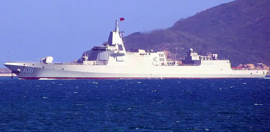 055型驱逐舰其次是中国空军的强大,1994年解放军仅有24架苏27战斗机