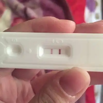 怀孕39天早早孕还是阳性 没有强阳 怎麼回事?