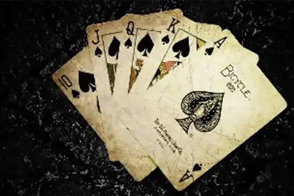 扑克牌中的"黑桃a"的样子为什么和其他的a不一样?