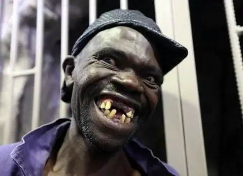 世界上最丑的人照片