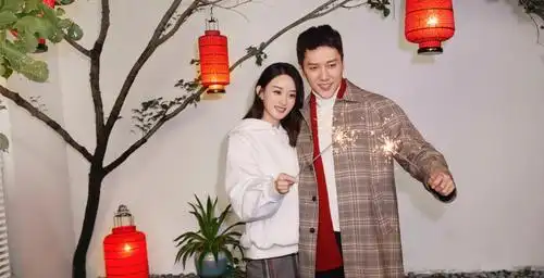 赵丽颖离婚现阴谋论你的白月光别人的绿手套