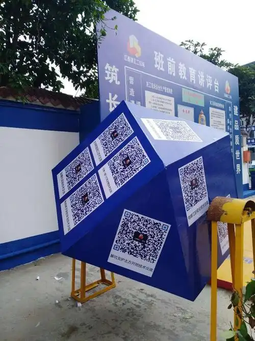 实体造型电梯井防护及安全警示牌泵管加固防护楼梯防护栏杆及楼梯成品