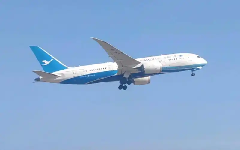 厦门航空波音787-8离地升空_哔哩哔哩 (゜-゜)つロ 干杯~-bilibili