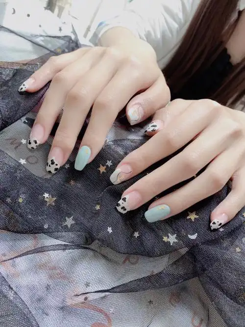 暖色系美甲款式丨时尚大气心旷神怡