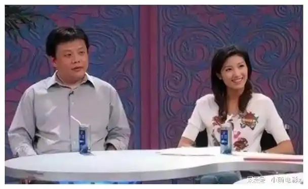 据悉,春妮23岁时就与大自己8岁的同校师兄蒋虎结婚,这段婚姻维持了8年