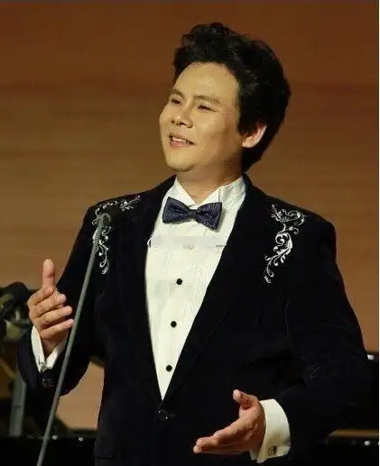 男高音杨阳去世