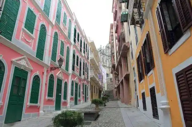 澳门摄影圣地恋爱巷一来到这里我就恋爱了