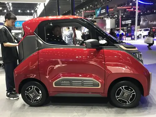 出行新物种!宝骏e200电动车亮相广州车展