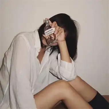 拥有高级质感的神仙欧美颜值女生头像