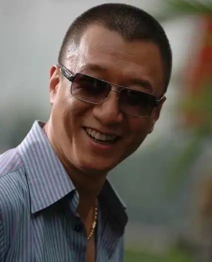 孙红雷哪款发型最有男人味?网友:模仿到发型,模仿不到独特霸气