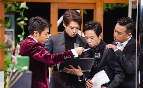 与费启鸣传绯闻外,还有这些事业上升期的小鲜肉_魏大勋_动作_关系