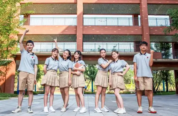 两江育才中学双立双减育英才