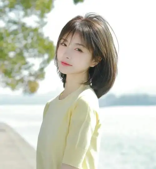 春天减龄短发50款