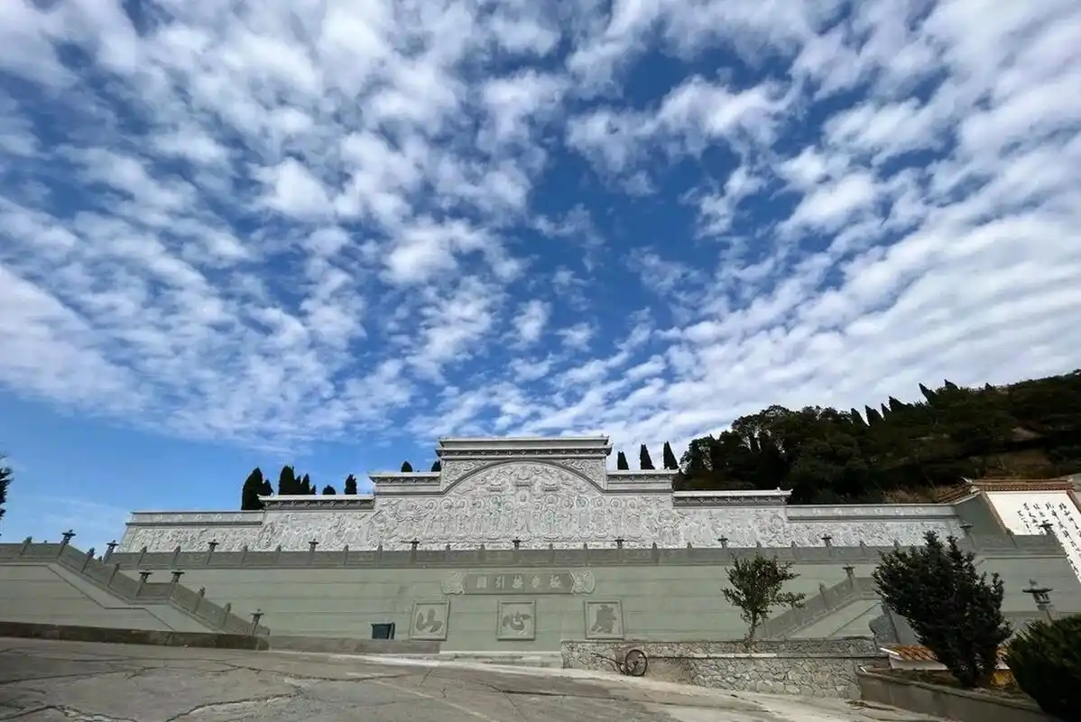 磨心山景区的奥秘原来是…  	 【磨心山景区】 	 99简介: 位于岱山