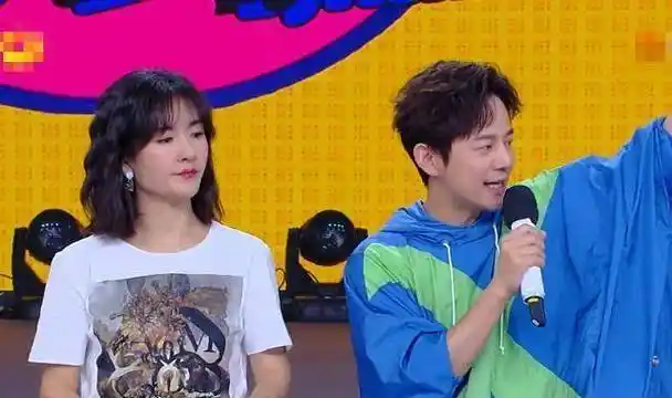 叫"马思纯"过于生疏,叫"纯妹"有点怪异,谁注意李现怎么称呼_节目_何炅