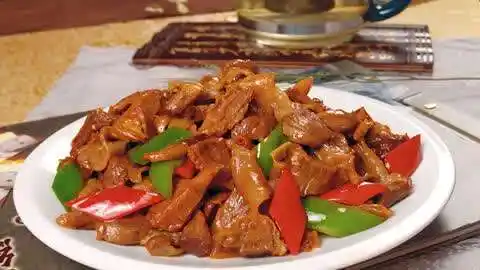 聚鲜集半成品菜尖椒护心肉