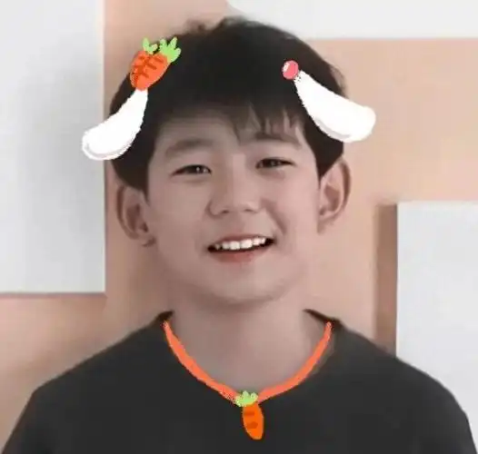 240201萌动青春王源化身小兔子宝宝粉丝喜爱洋溢网络