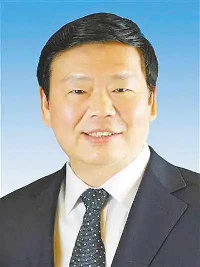 把新发展理念作为指挥棒(声音)