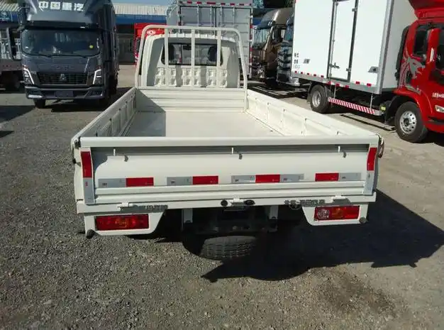 福田4米祥菱m2小平板货车顺义祥菱4s店