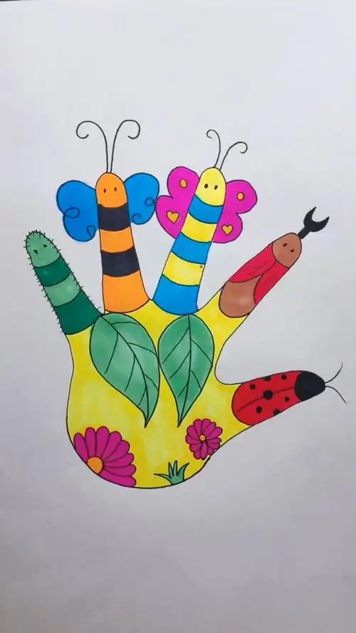 手掌画,可以让宝宝更多的感受到画画的乐趣