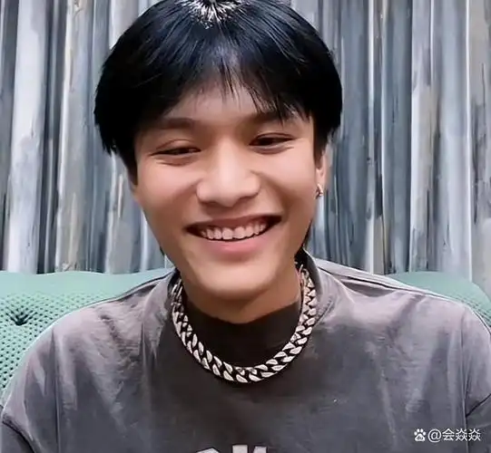 疯狂小杨哥回应被职业打假人王海盯上,人设口碑受影响