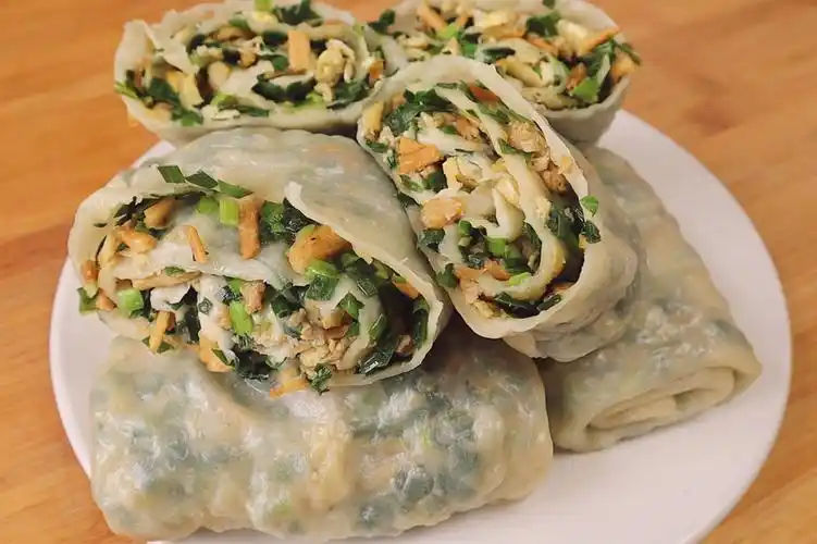 菜馍家常做法不发面不烫面柔软多层切开满满都是馅太香了