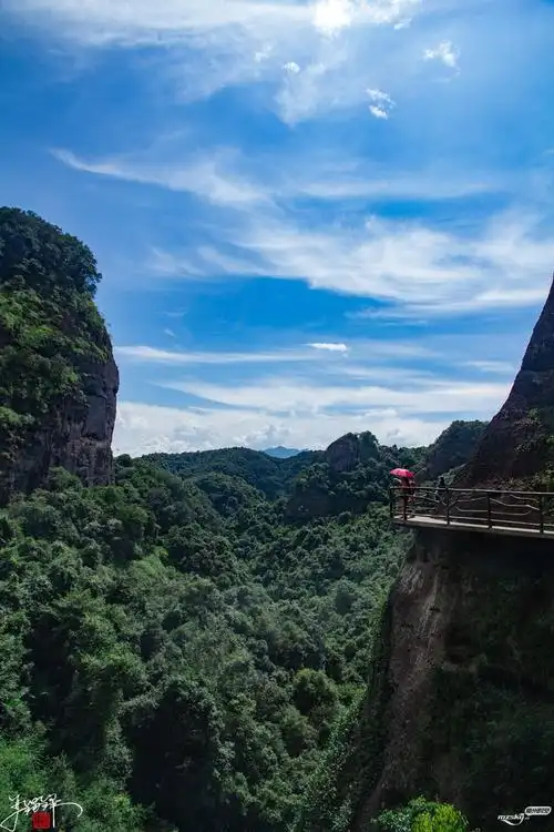 平远五指石风景区