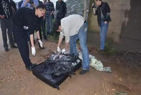 案,死者头颅被人当街抛在路面,船山区公安分局民警火速赶往案发现场