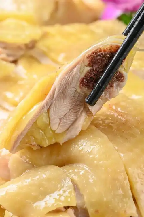 主打湛江白切鸡皮弹肉嫩色黄品地道广式味道