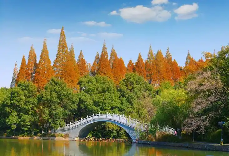 马鞍山雨山湖公园
