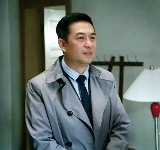 张嘉译个人资料和图片_张嘉译最新明星动态-雷客网