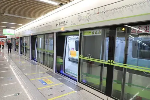 西安地铁5号线今日试运营