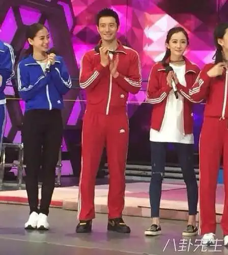 angelababy身高有168cm?这几张照片把她出卖了