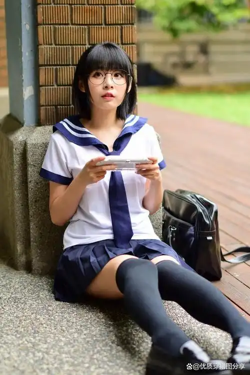 街拍系列jk小姐姐