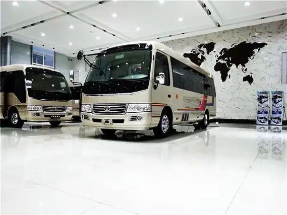 丰田考斯特7座日本丰田商务车七座豪华版