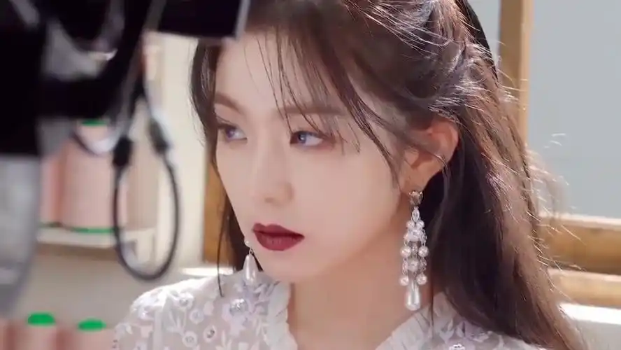 裴珠泫 lrene psycho花絮裁缝姐 1280*720 使用标注出处