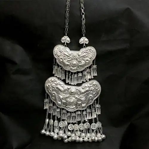苗族银饰苗族工艺品苗族项圈长命锁双层银锁胸牌舞蹈演出银饰贵州