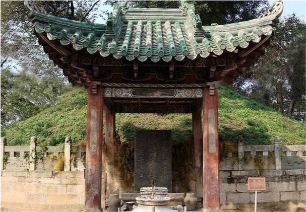 关羽墓地在那里