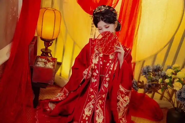 红色汉服写真