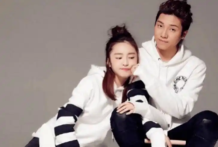 张千巽出道到现在有很多的代表作,比如勇敢爱,缘分,做你的微光,何所