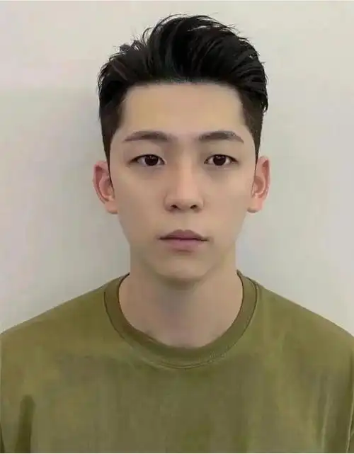 中式复古发型男中长发(今秋最帅男发15款)(8)