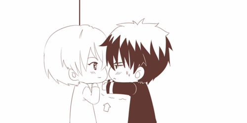 做了一个简易的动图~ 想要火黄酱玩一次壁咚,可是二头身果然太勉强了