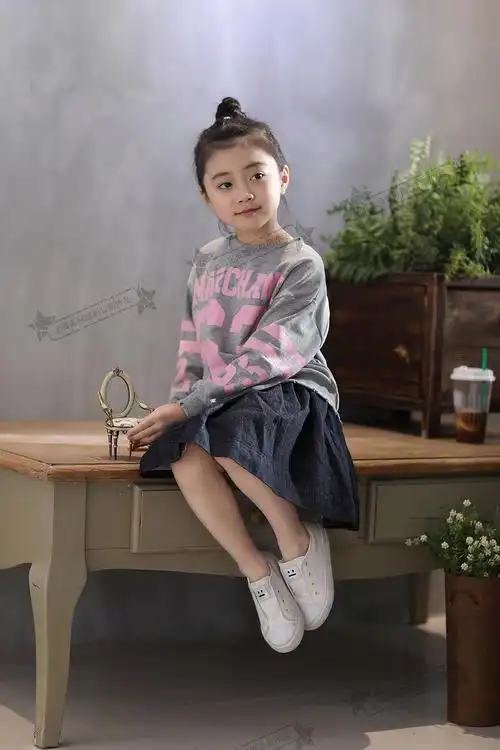 童装模特拍摄 中国女童模服装网店上新图主图详情图