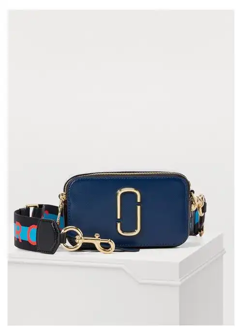 marc jacobs 马克·雅克布 女士经典款十字纹牛皮相机包斜挎单肩包