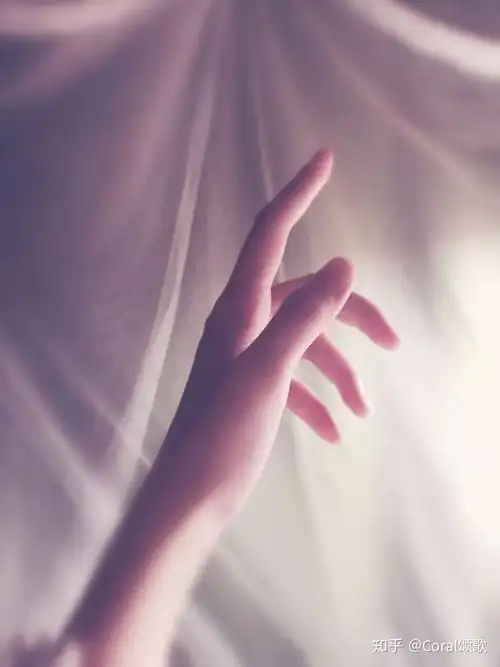 女生手很大是什么样的体验?不是夸张,是真实的较男生来讲.