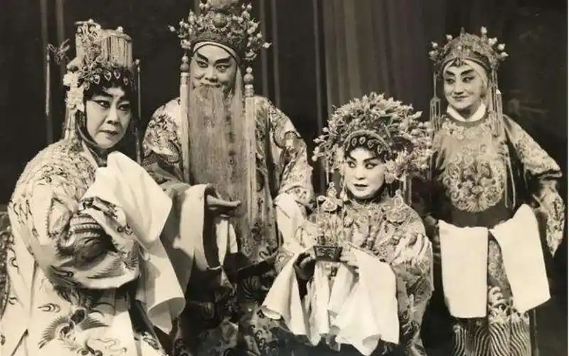 豫剧《三哭殿》唐喜成 张桂花 吴碧波 杨素贞 谢巧官主演-河南豫剧院