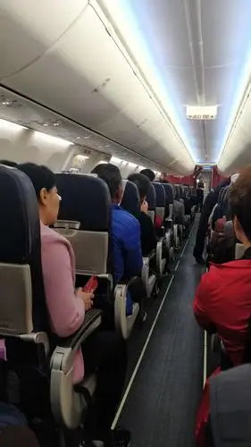 筹备了两周的时间终于踏上了去新疆的飞机!