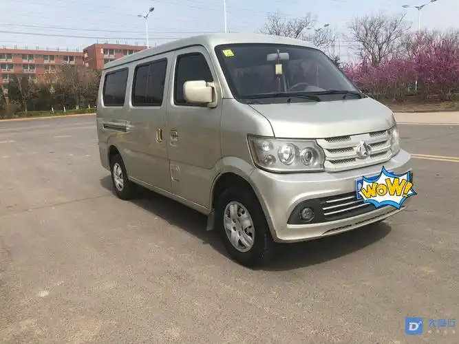 长安9座大面包申保一年私家一手车