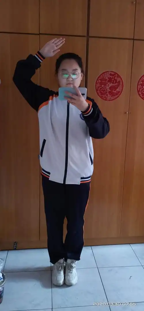 【凝聚德育·立德树人】宣化八中举行线上升旗仪式